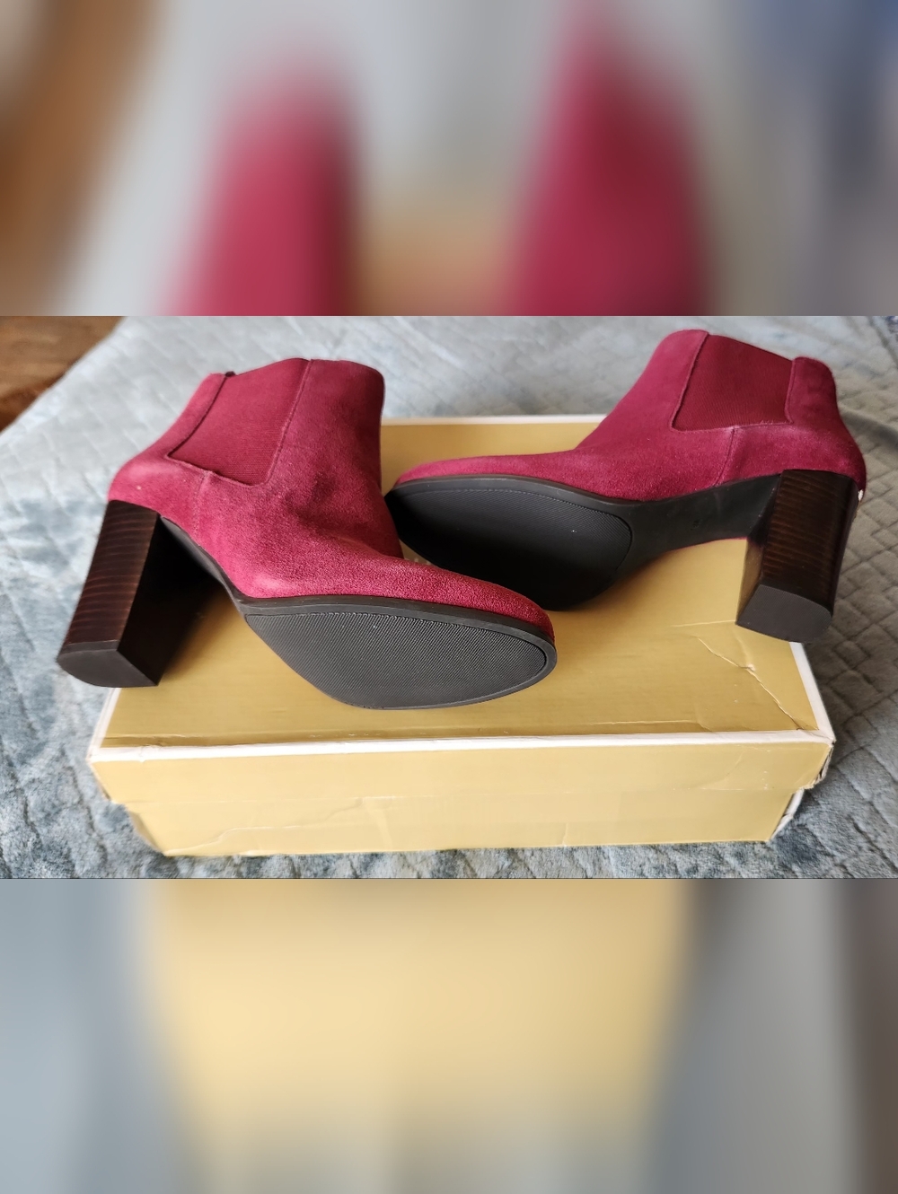 NEW. Michael Kors Burgundy Suede Ankle Booties. Size 9 Medium. NIB. - Picture 4 of 13